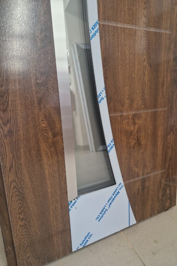 Durys 4444 Durys namui su stiklu